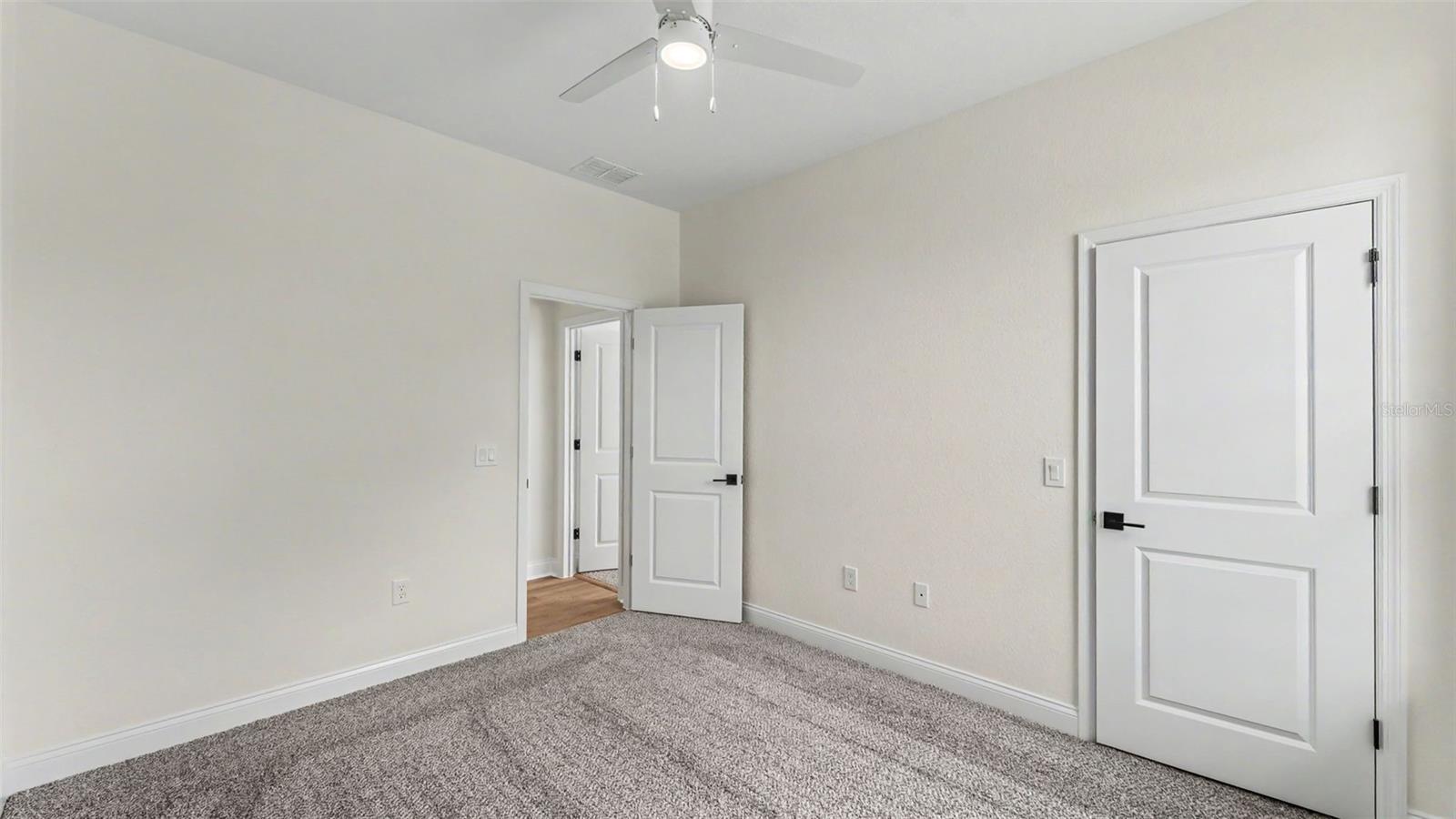 535 Shanklin Ave Property Photo 34