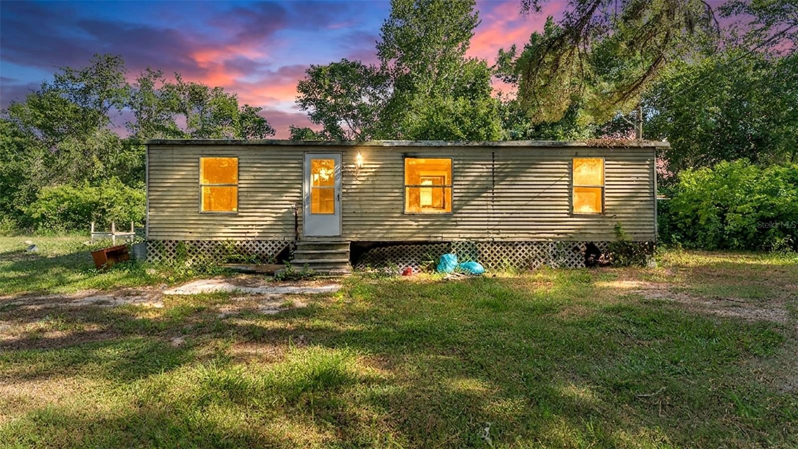 2220 Ellie Rd #b Property Photo 1