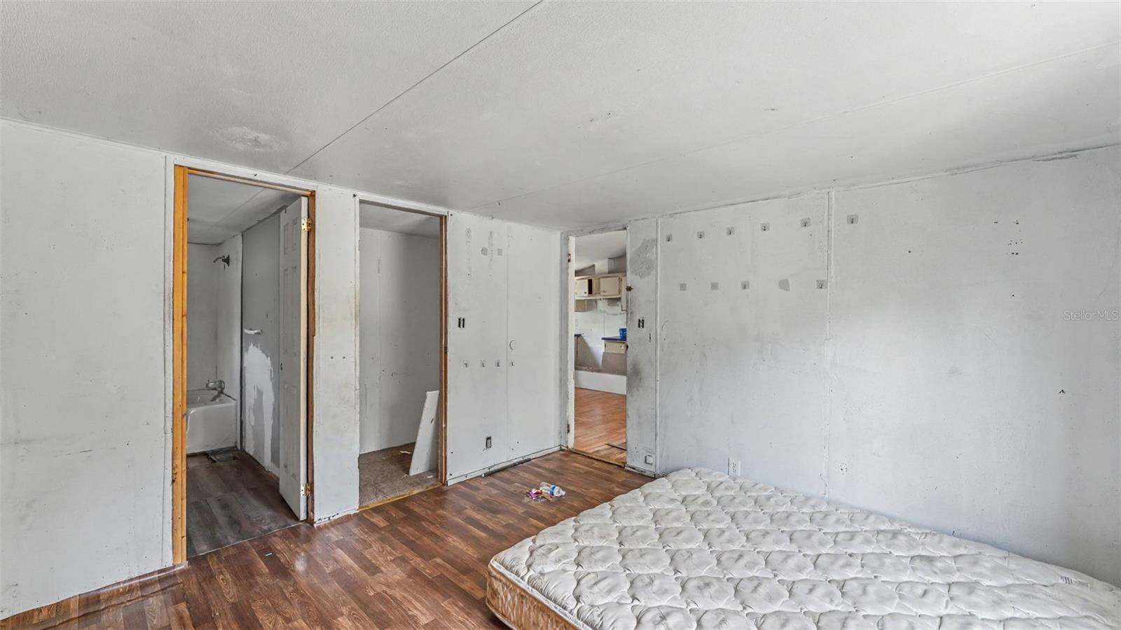 2220 Ellie Rd #b Property Photo 21