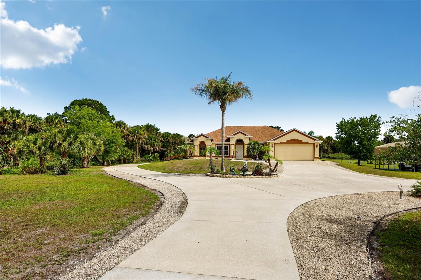 4880 Date Palm Property Photo 1