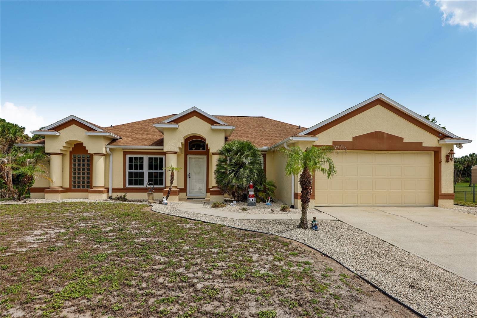 4880 Date Palm Property Photo 2
