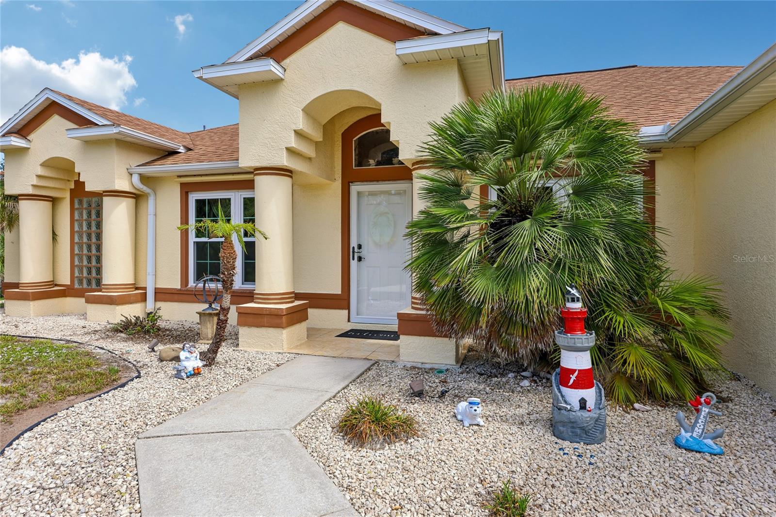4880 Date Palm Property Photo 3