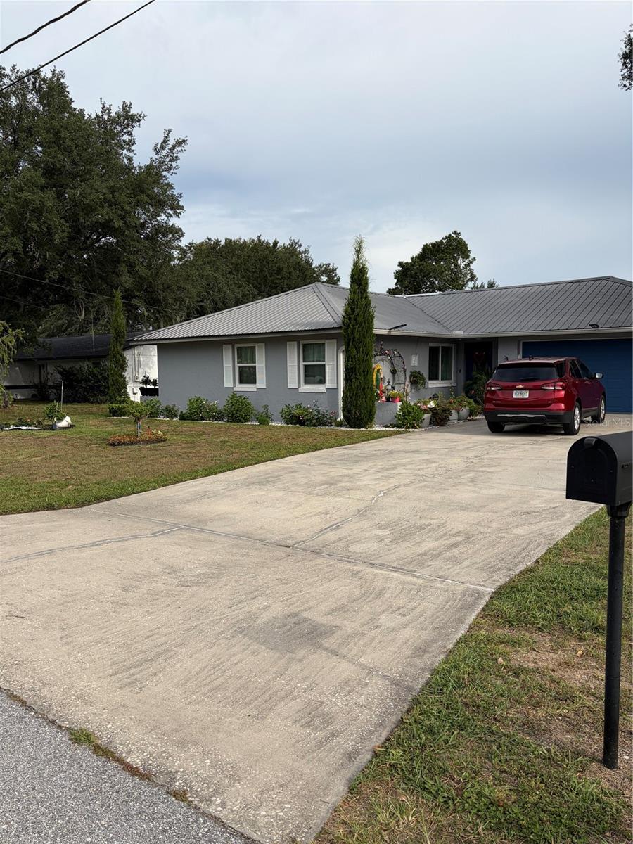 4119 Sunny Land Dr Property Photo 3