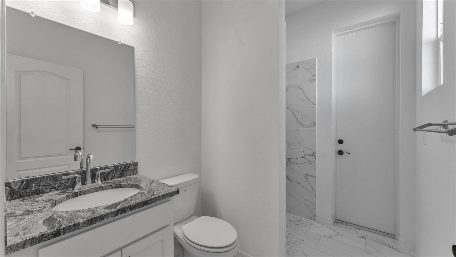 1029 Bergamot Dr Property Photo 26