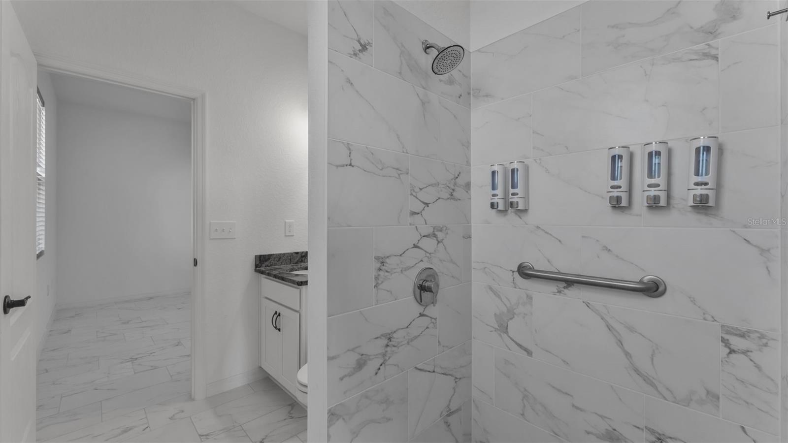 1029 Bergamot Dr Property Photo 31
