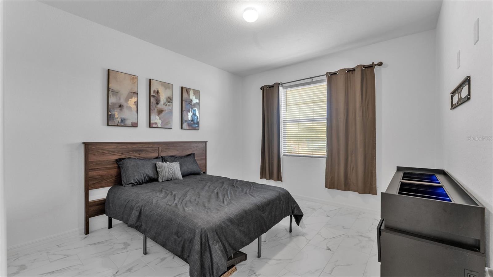1029 Bergamot Dr Property Photo 35