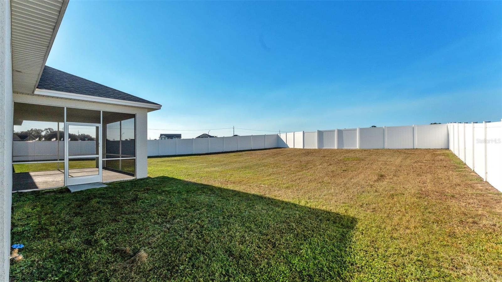 1029 Bergamot Dr Property Photo 40