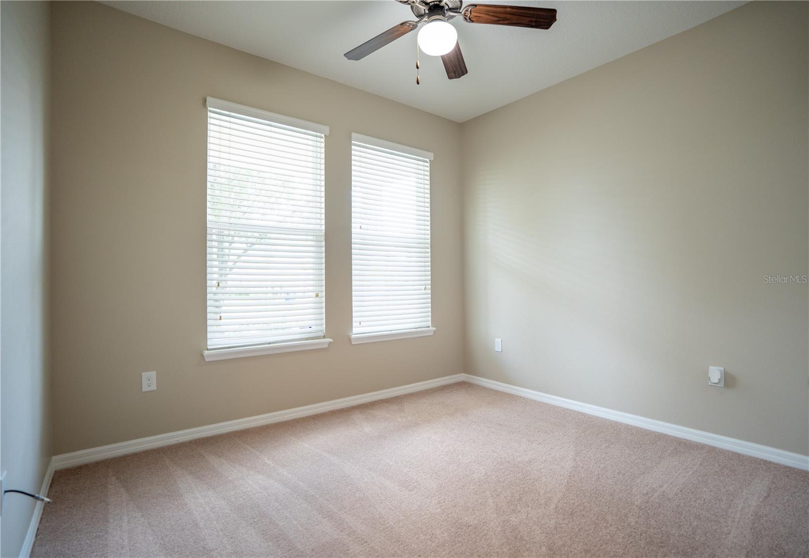 1860 Skyview Dr Property Photo 13