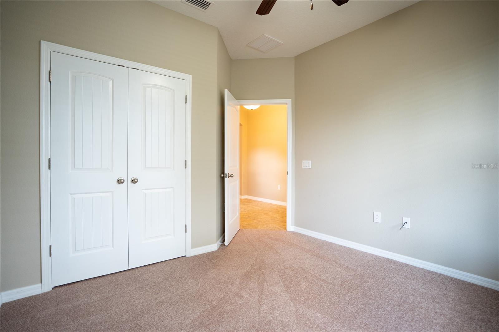 1860 Skyview Dr Property Photo 14
