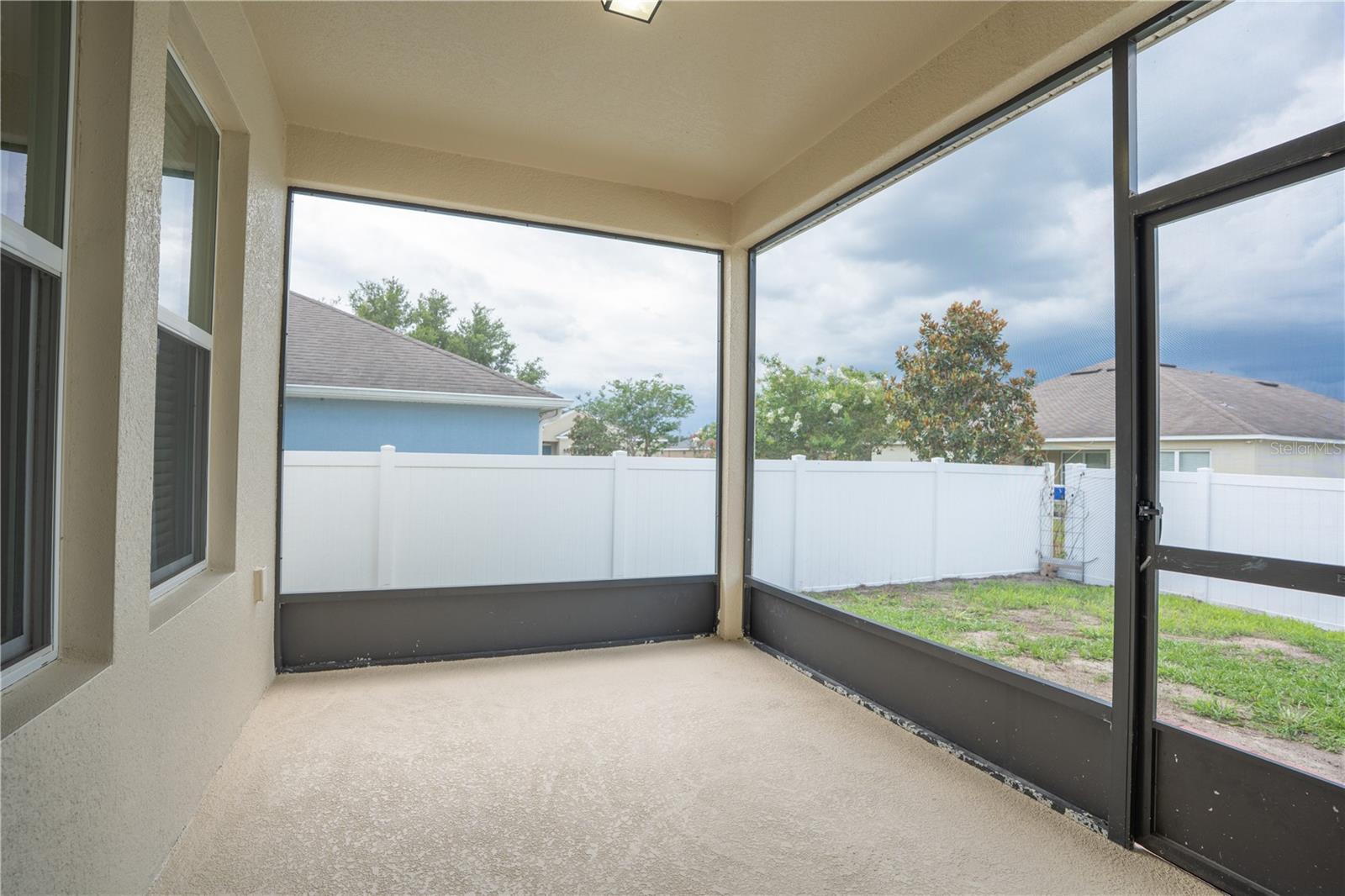 1860 Skyview Dr Property Photo 39