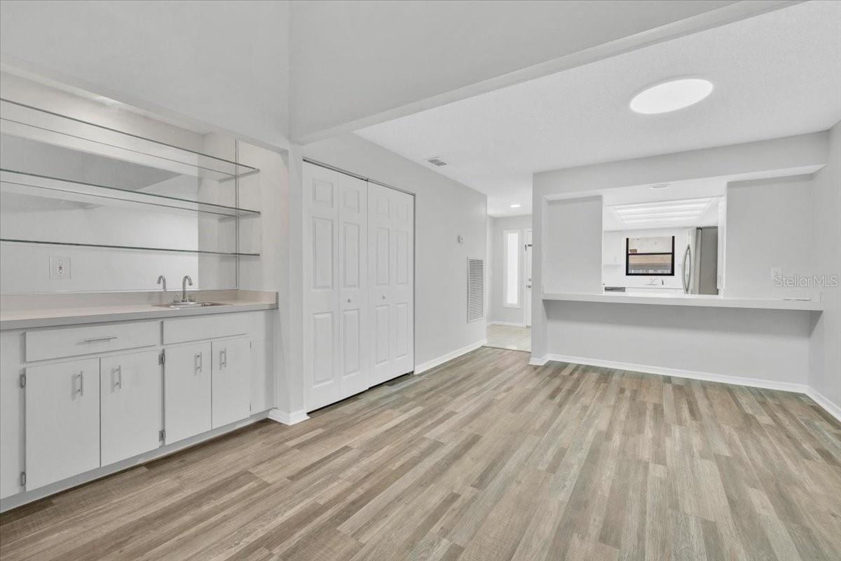 2025 Sylvester Rd #mm4 Property Photo 2