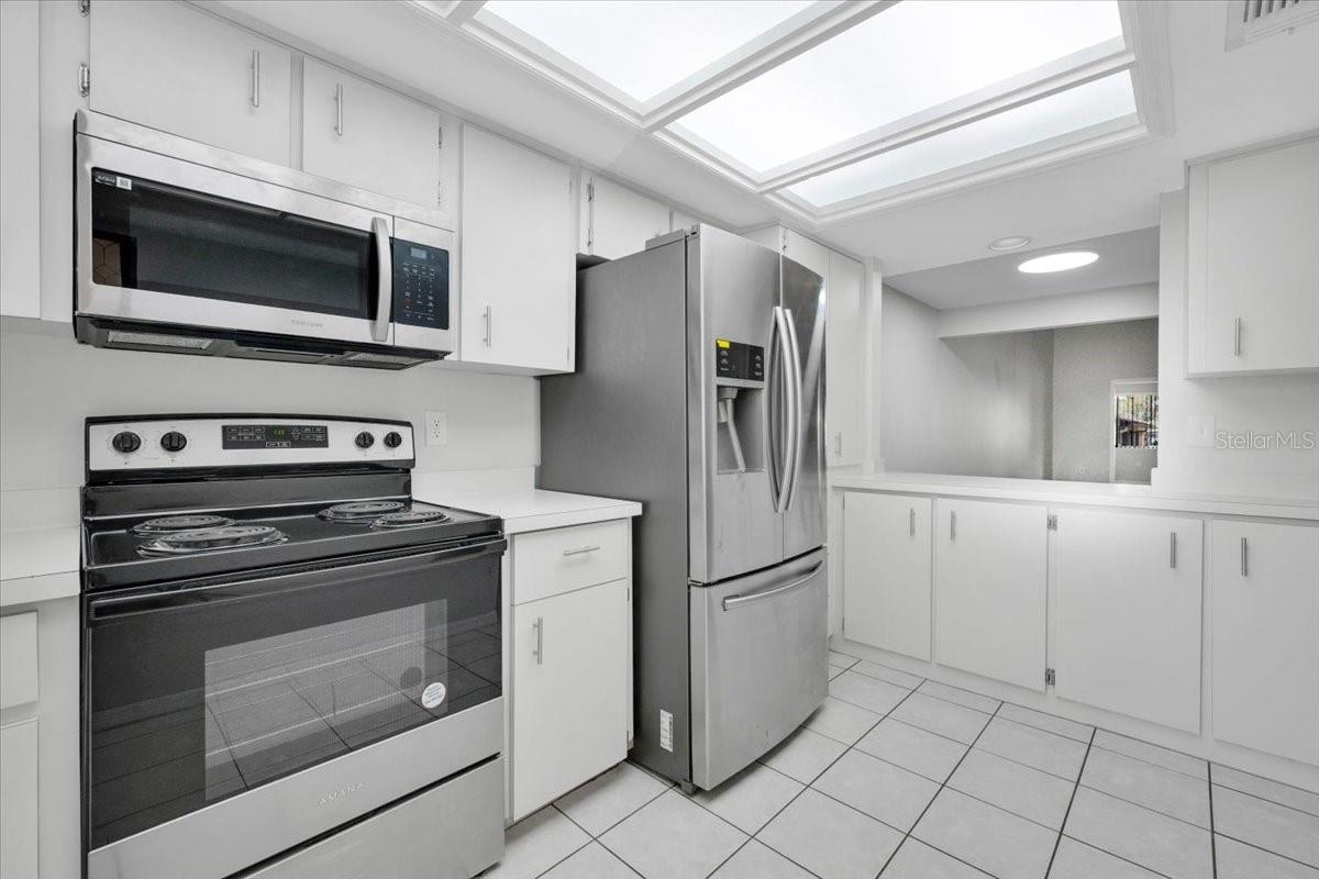 2025 Sylvester Rd #mm4 Property Photo 8