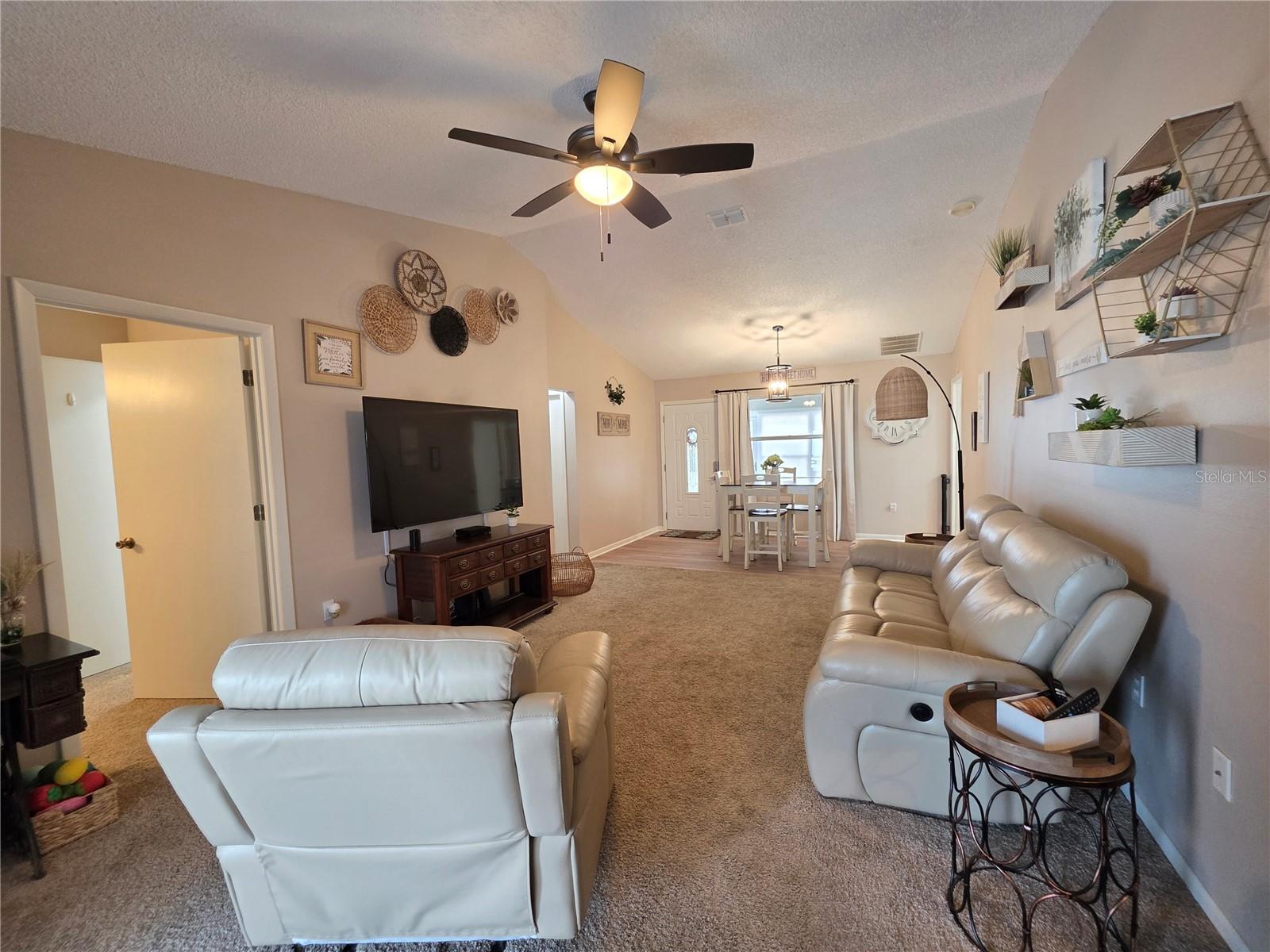2258 Silver Re Dr Property Photo 4