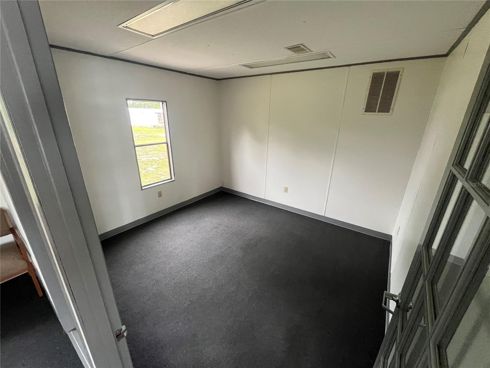 4109 Us Highway 27 S Property Photo 11