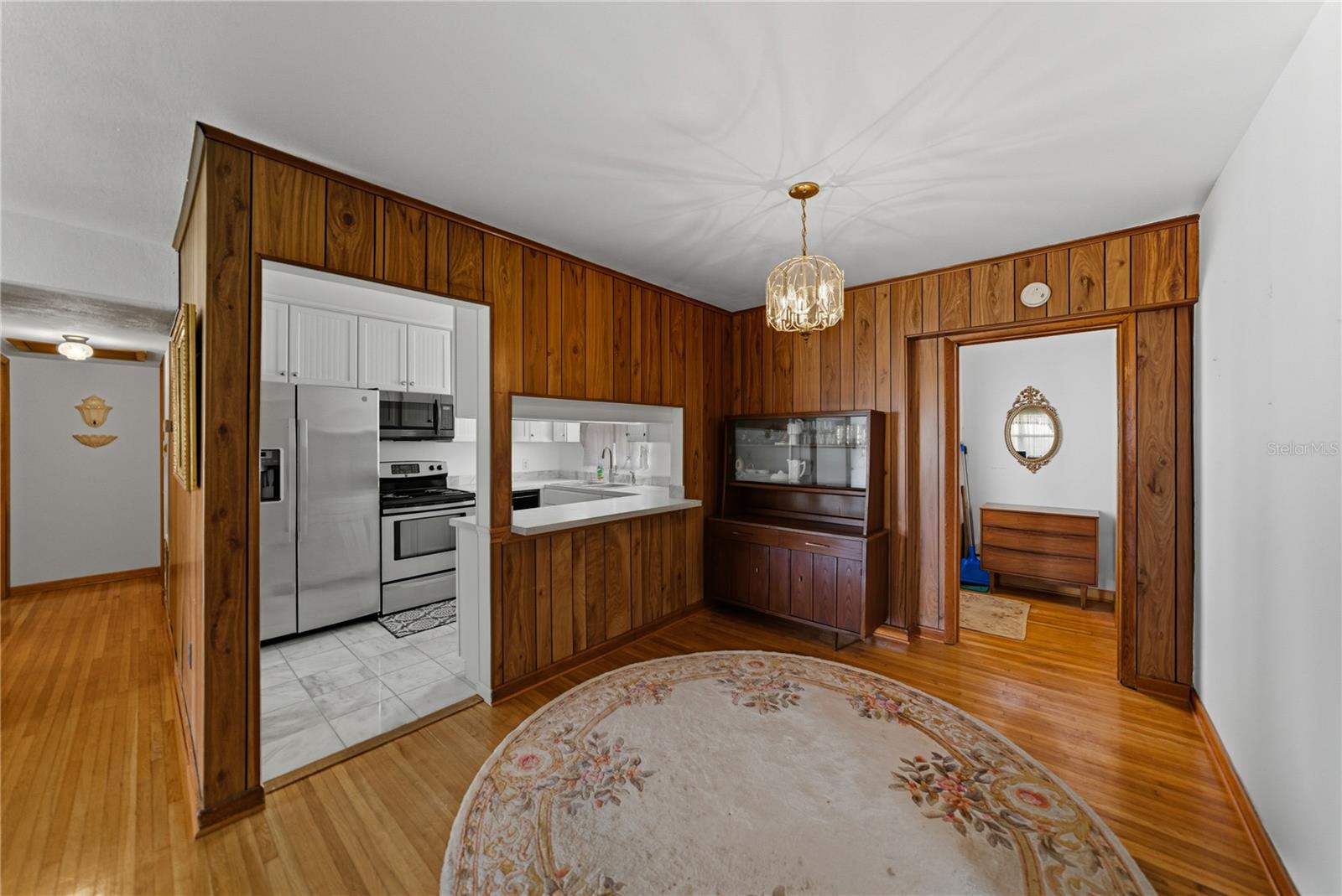 307 Glendale St Property Photo 8