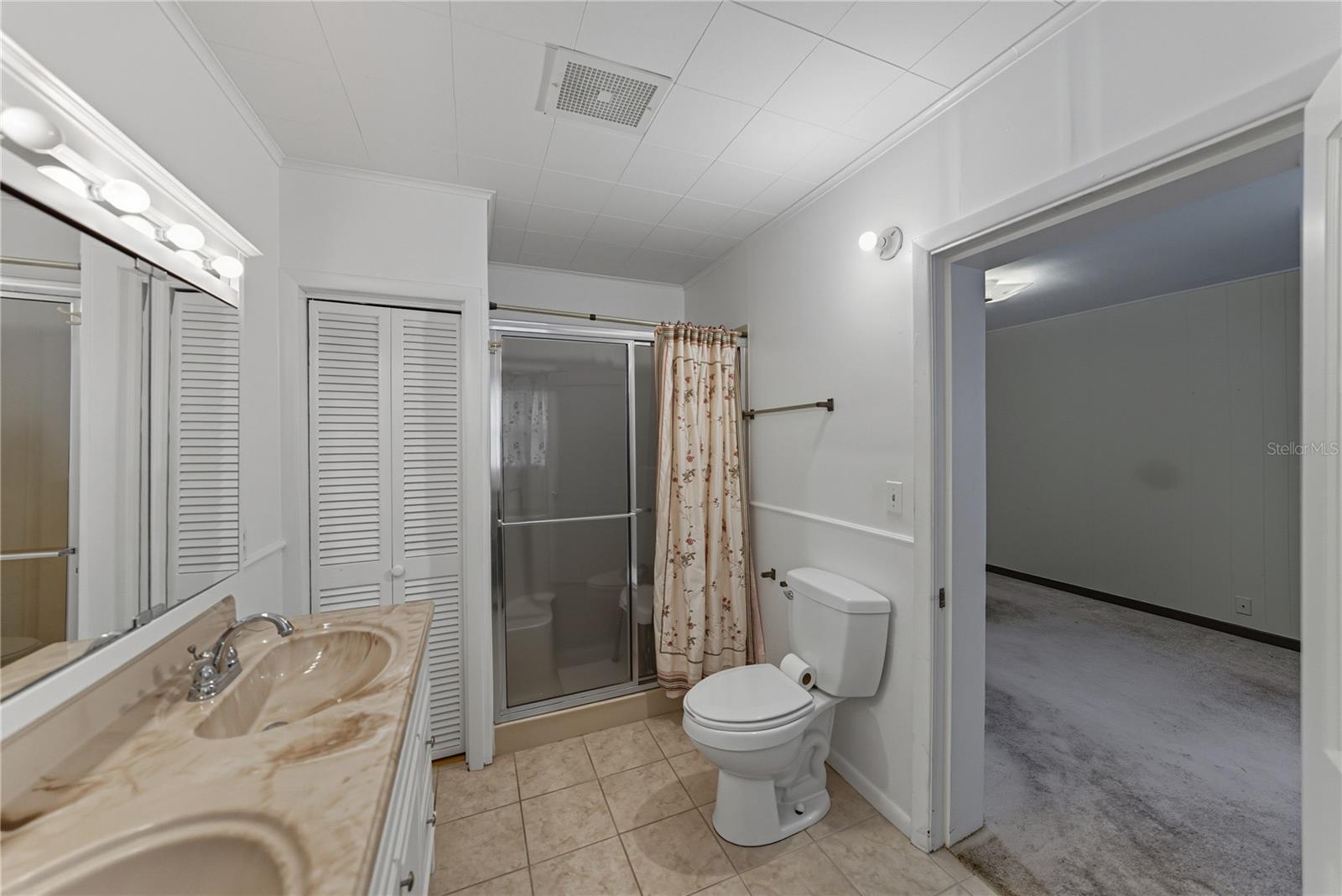 307 Glendale St Property Photo 17