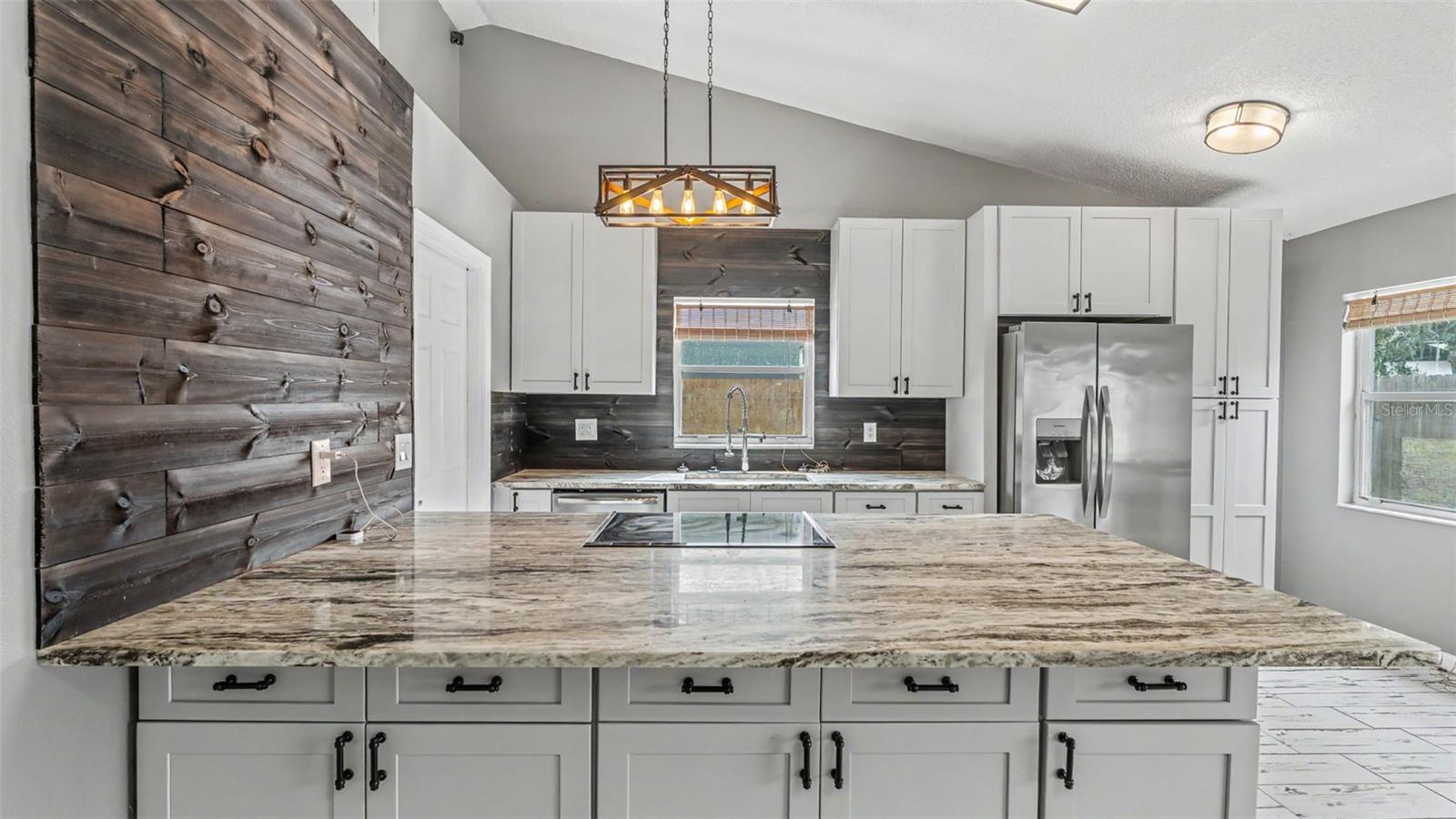 3312 Queens Cove Loop Property Photo 13