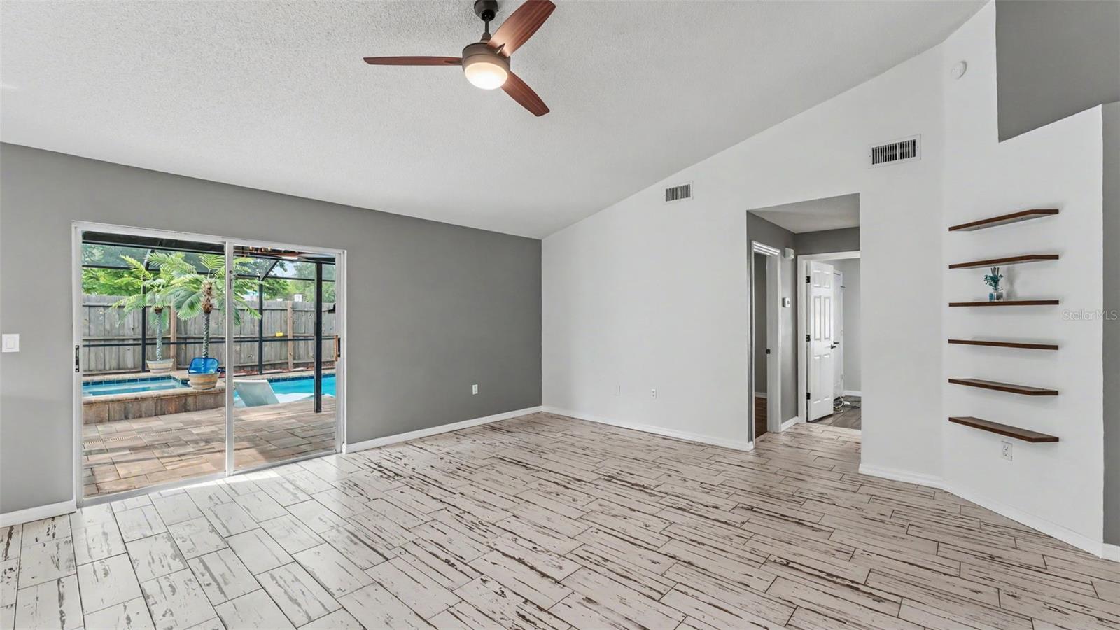 3312 Queens Cove Loop Property Photo 21