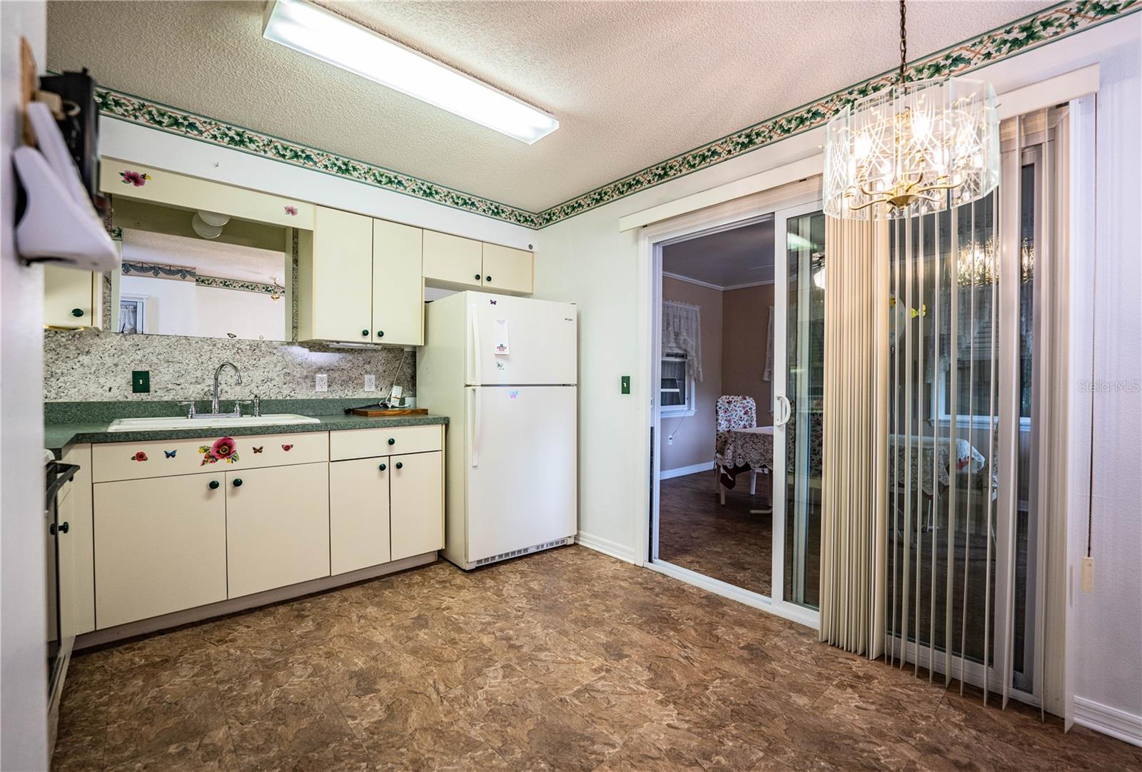 4235 Cerimen St Property Photo 8
