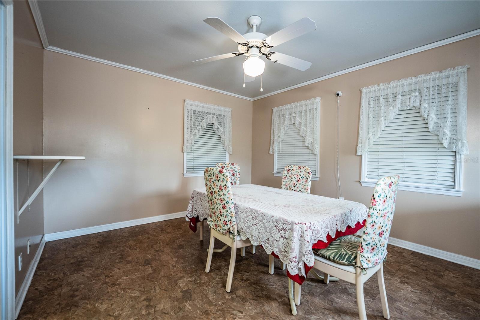 4235 Cerimen St Property Photo 13