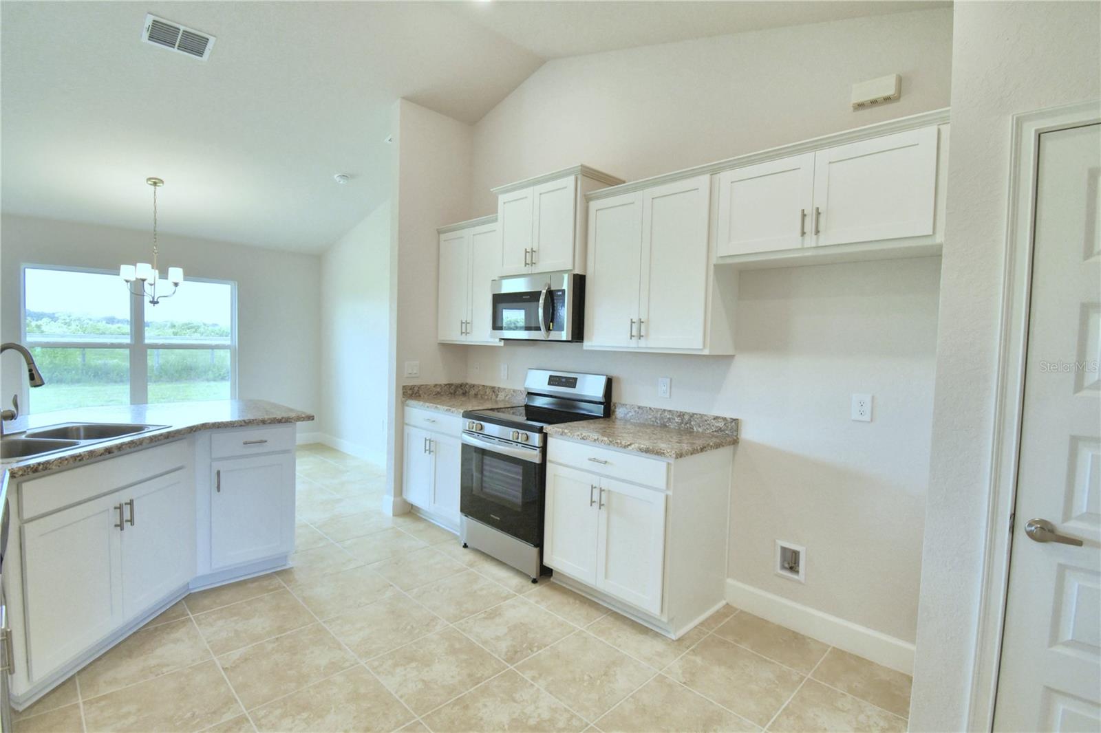 4624 Calamint Ln Property Photo 5