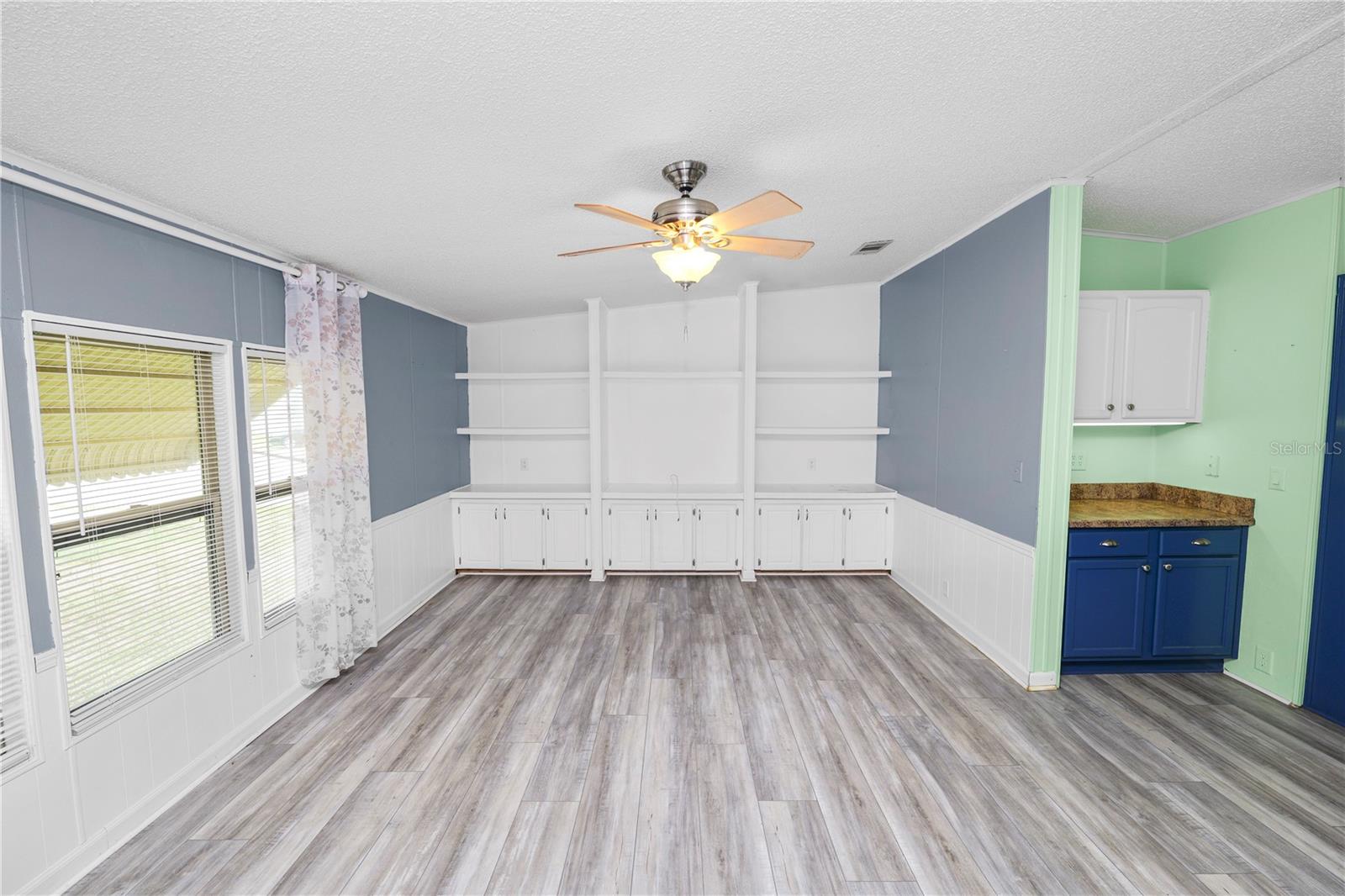 L4962730 Property Photo 18