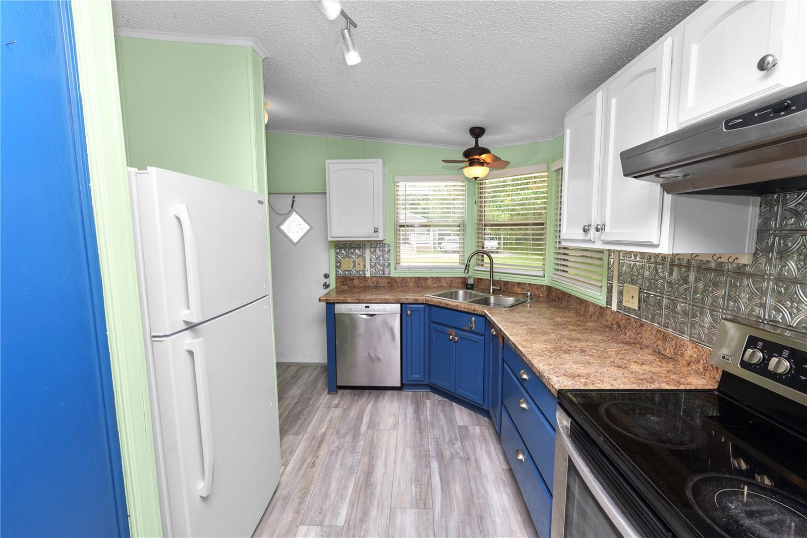 L4962730 Property Photo 21