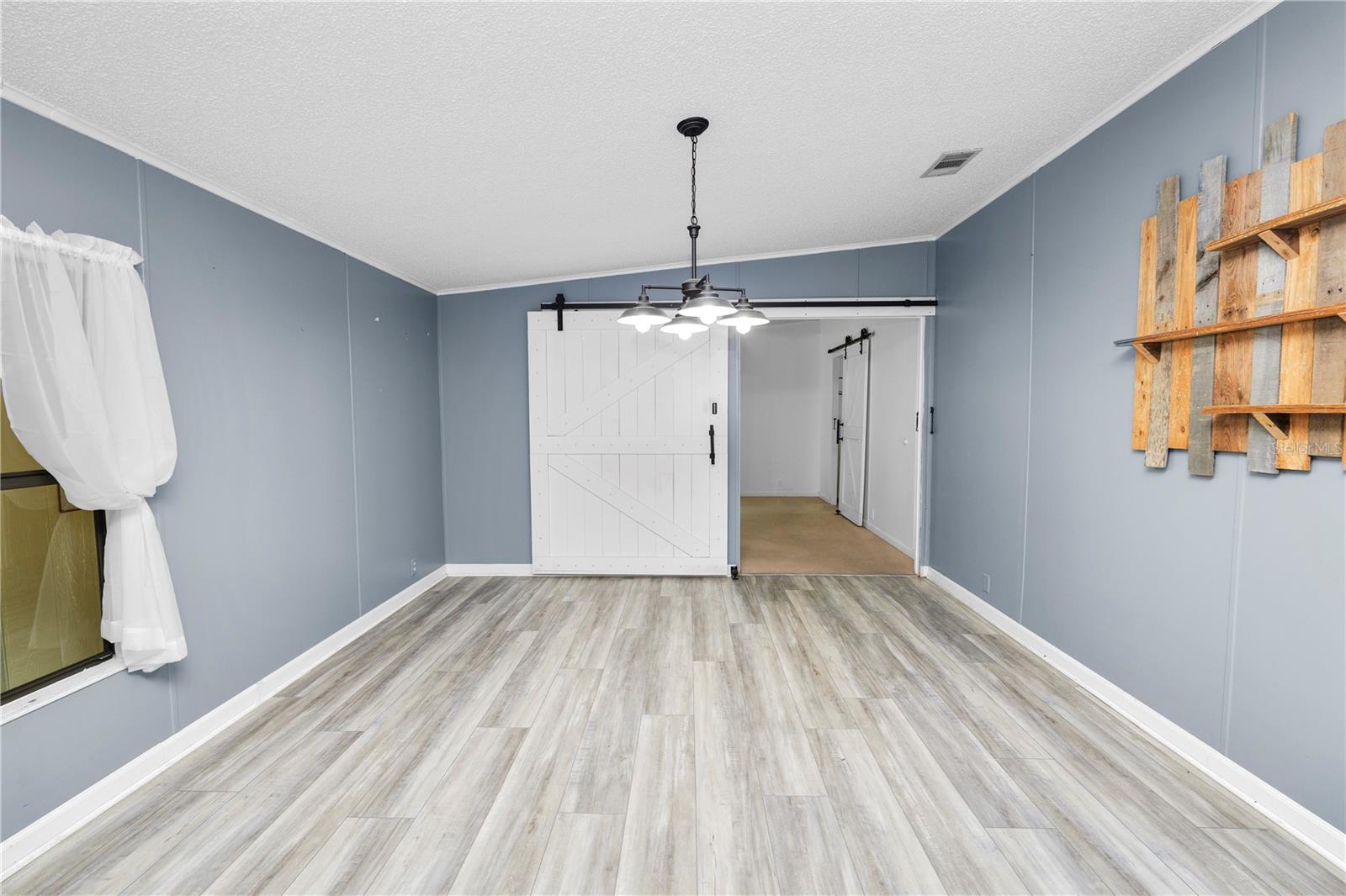L4962730 Property Photo 31