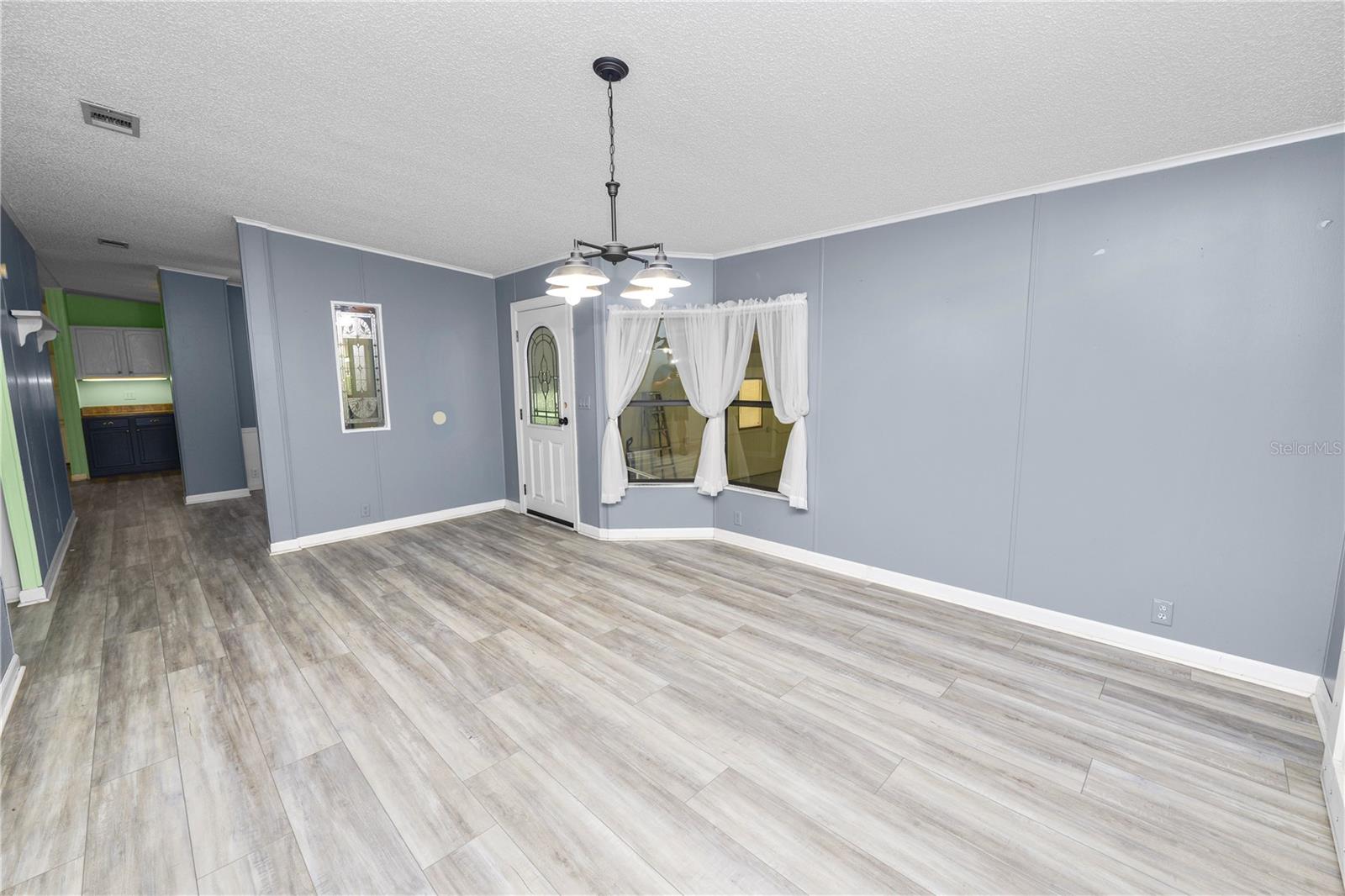 L4962730 Property Photo 33
