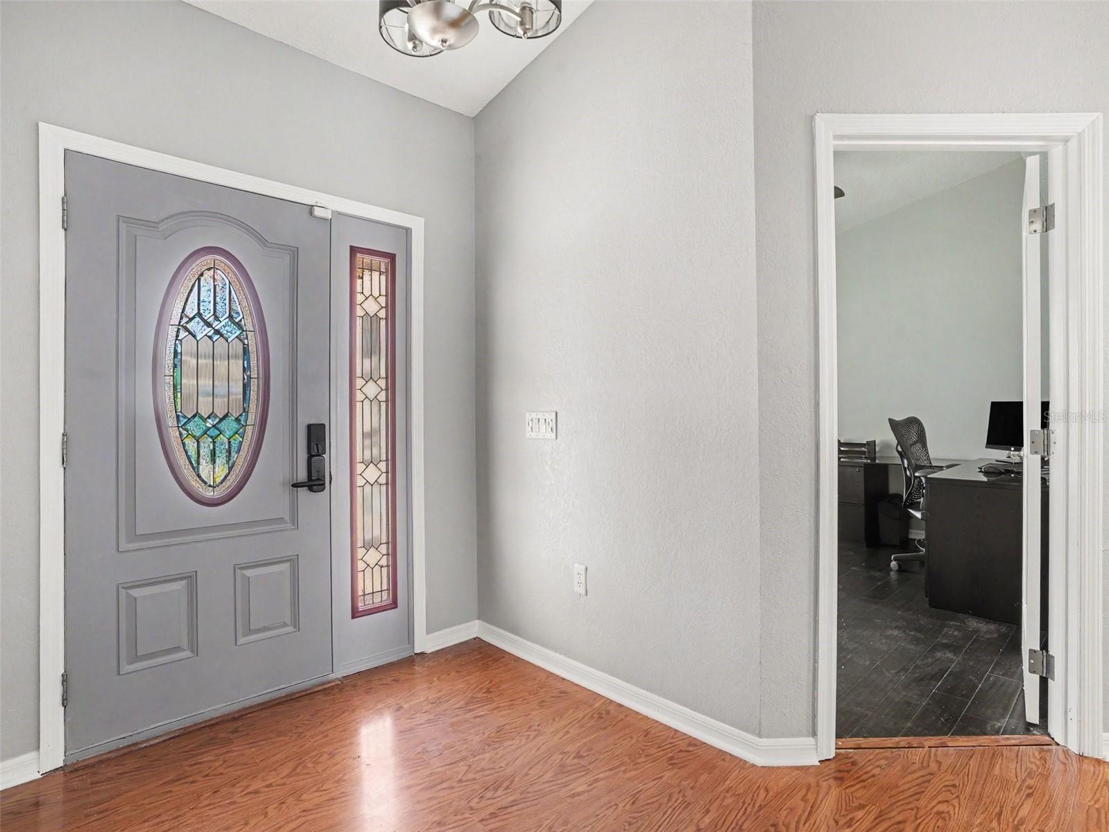 2124 Velvet Way Property Photo 4