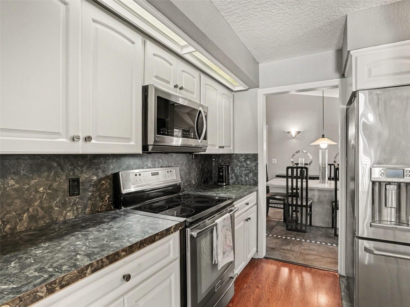 2124 Velvet Way Property Photo 10