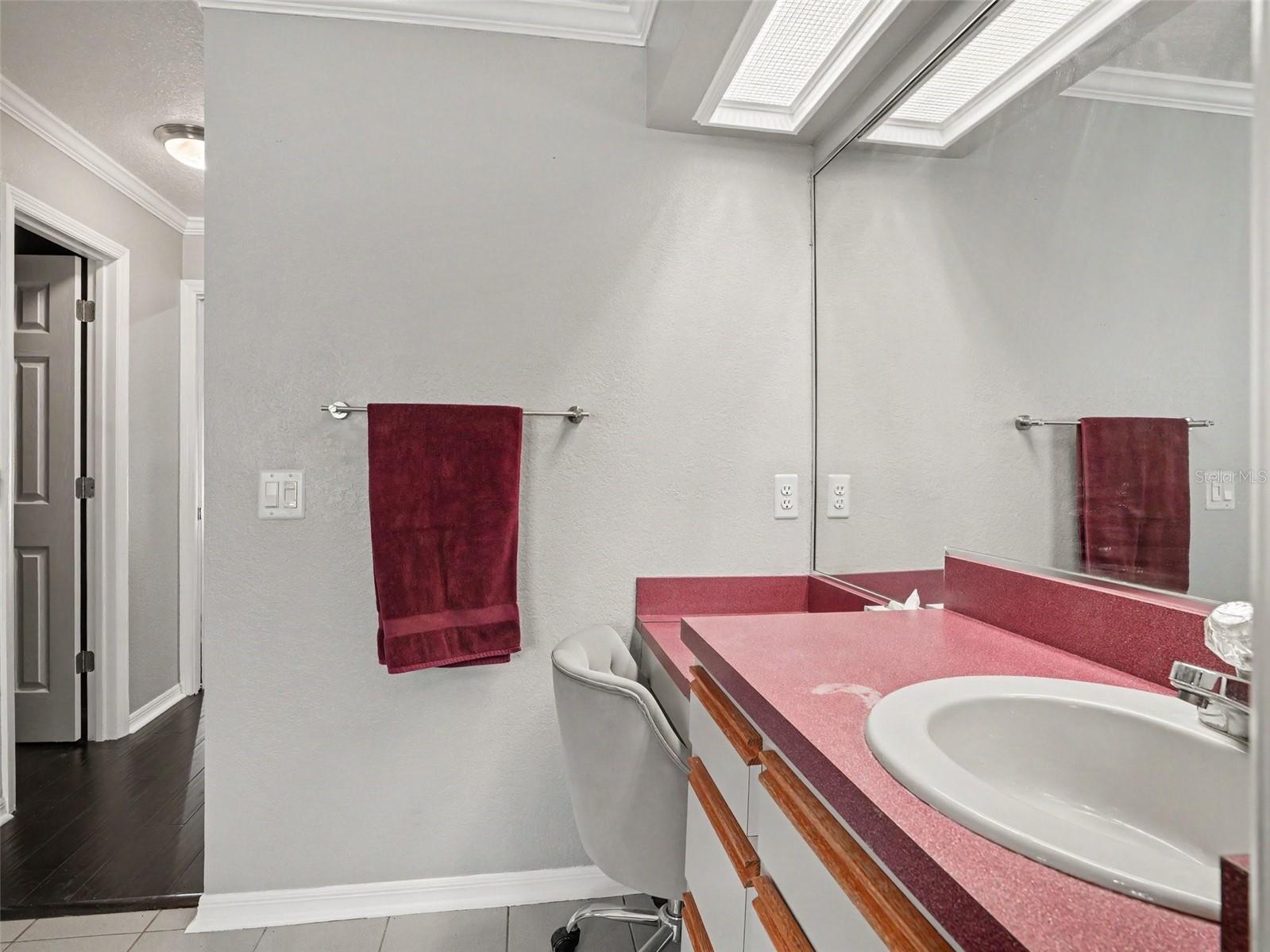 2124 Velvet Way Property Photo 16
