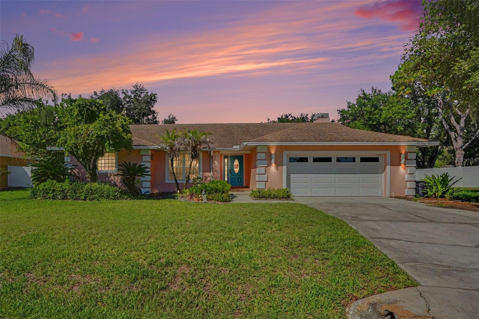 2124 Velvet Way Property Photo 27