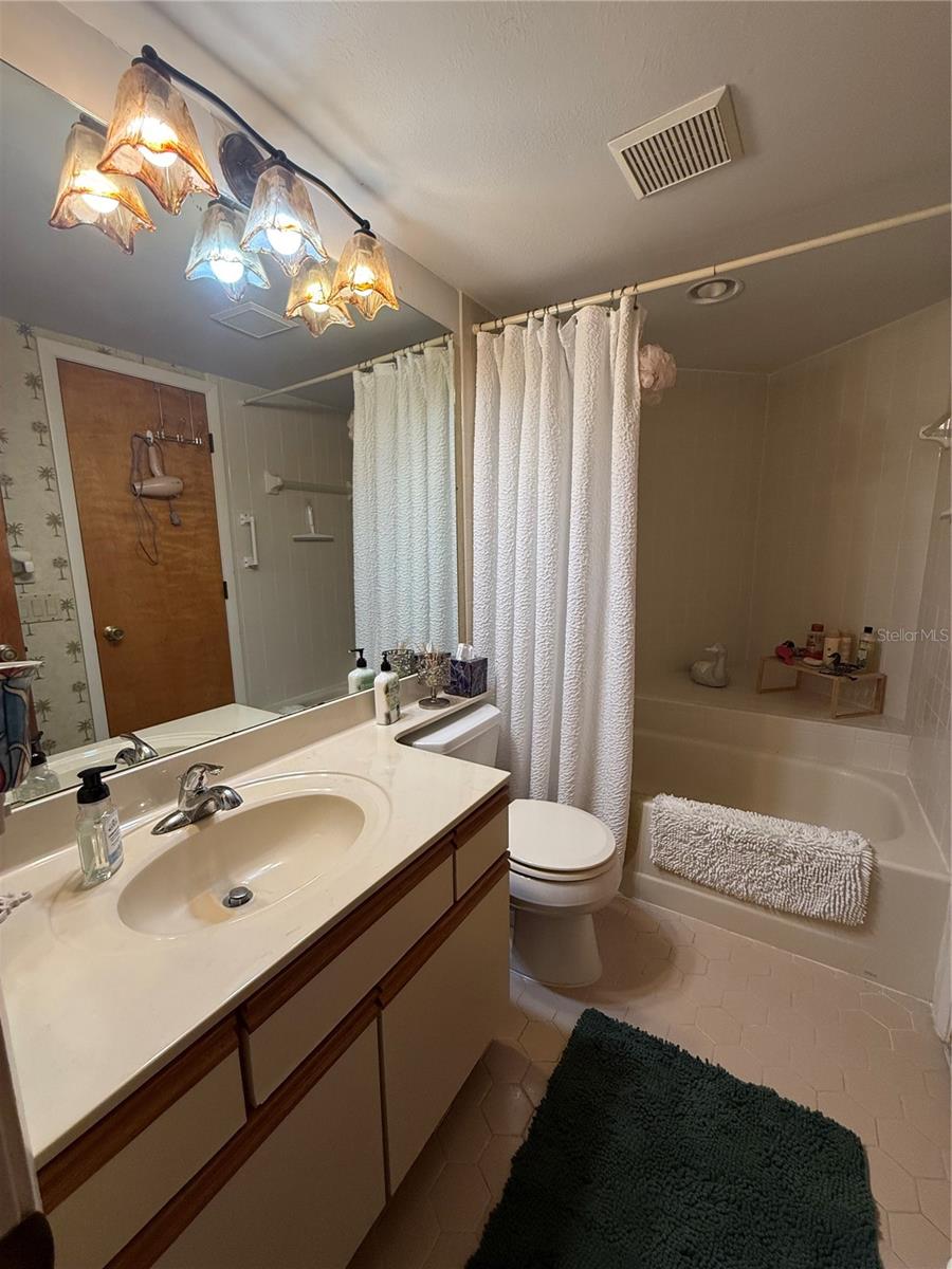 5435 Casablanca Cir #m22 Property Photo 10