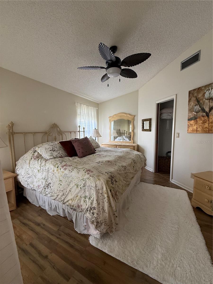 5435 Casablanca Cir #m22 Property Photo 12