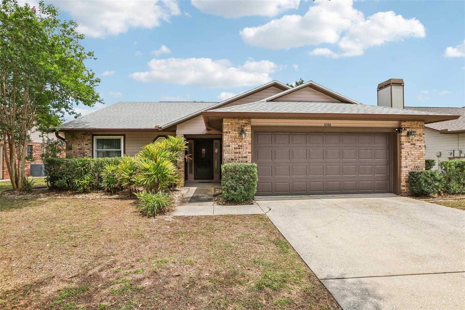 6540 Foxmoor Dr Property Photo 1