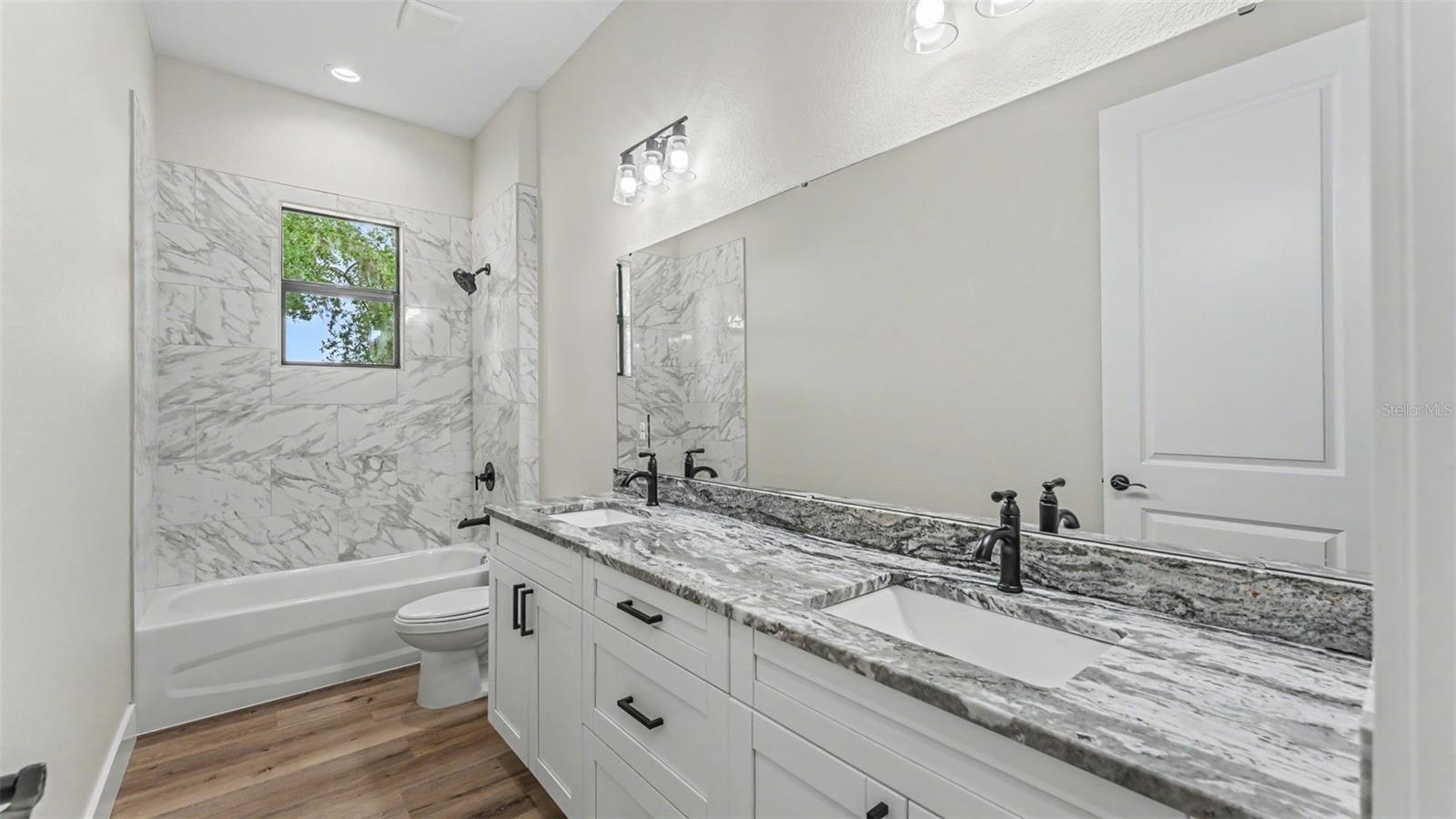 3611 E Gaskins Rd Property Photo 36
