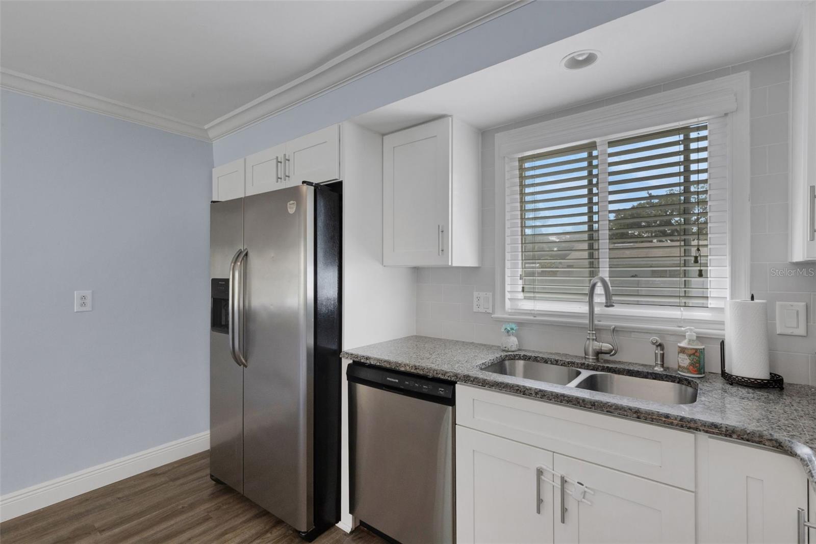 2620 Martin Ave Property Photo 16