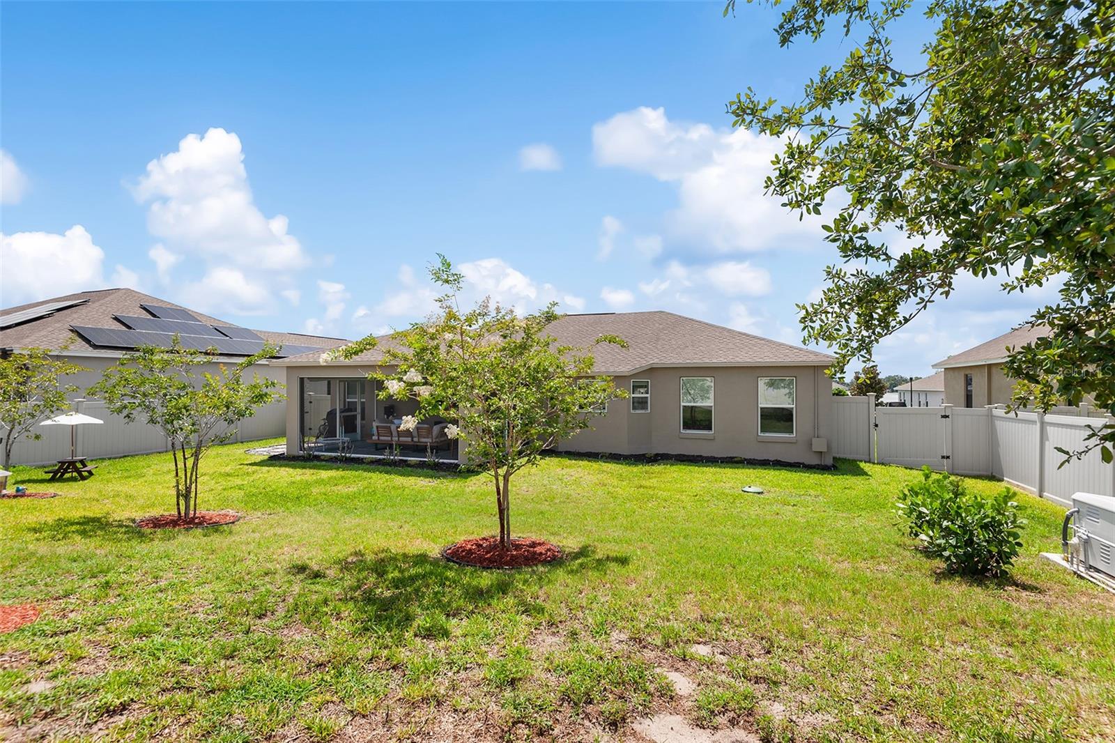 444 Lake View Way Property Photo 5