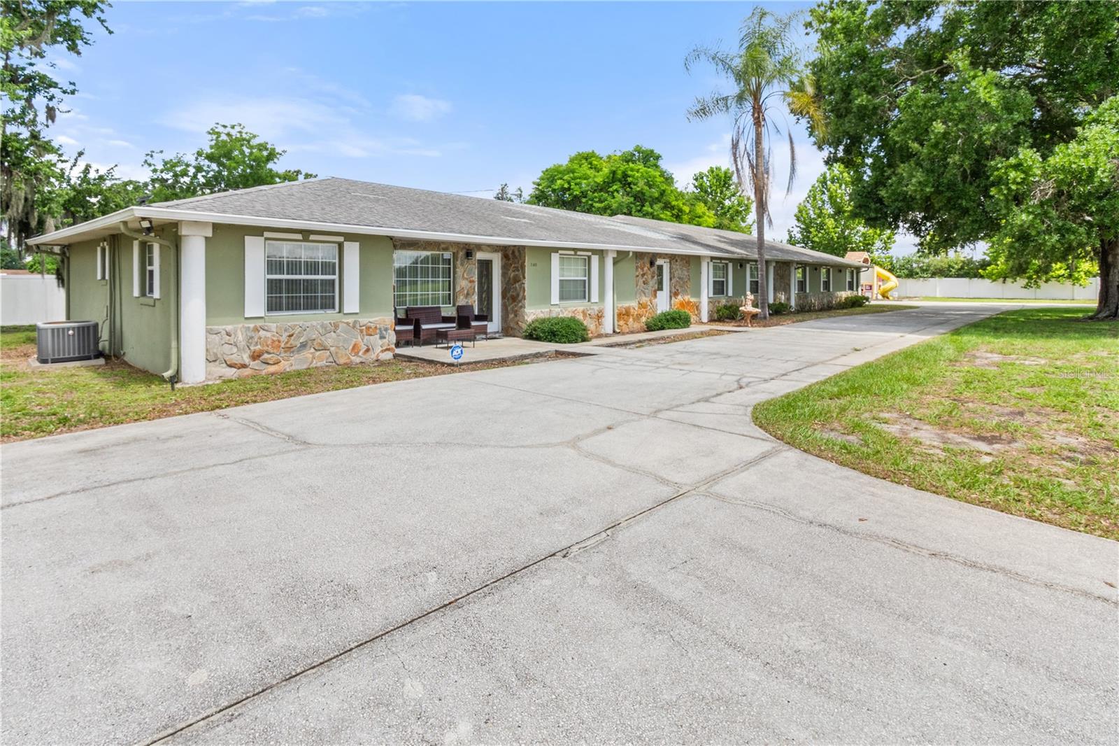 245 Alturas Rd Property Photo