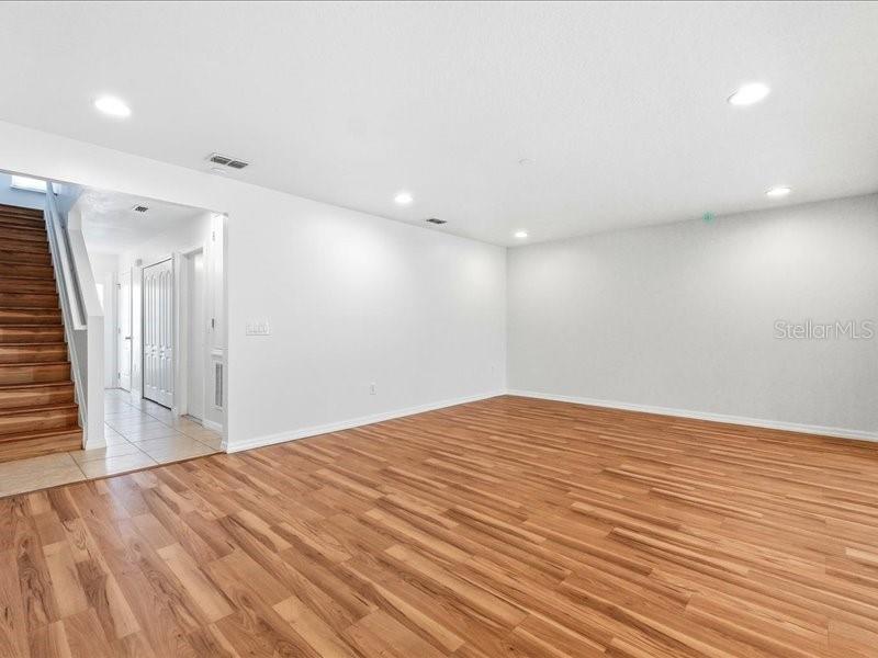 3740 Woodbury Hill Loop Property Photo 6