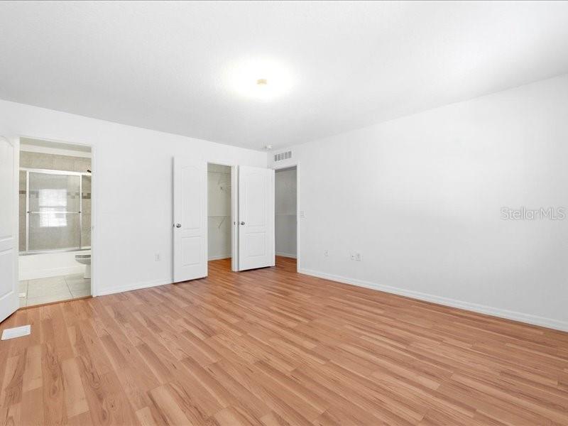 3740 Woodbury Hill Loop Property Photo 17