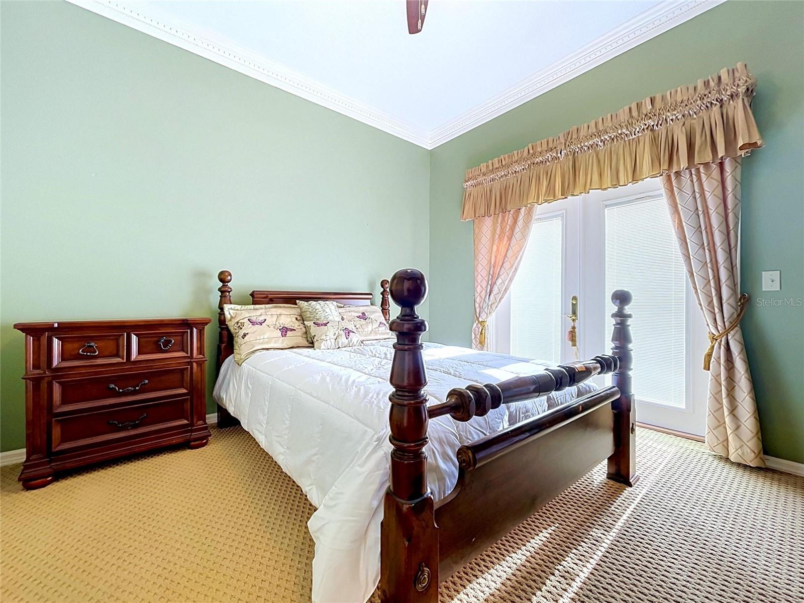 1826 Westminster Ct Property Photo 20