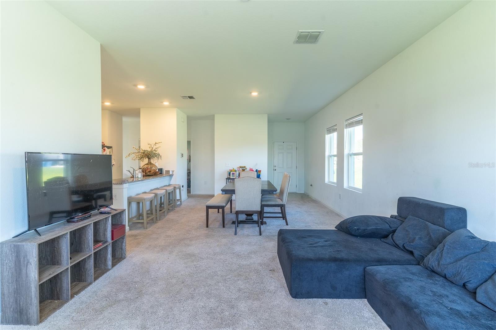 436 Hennepin Loop Property Photo 3
