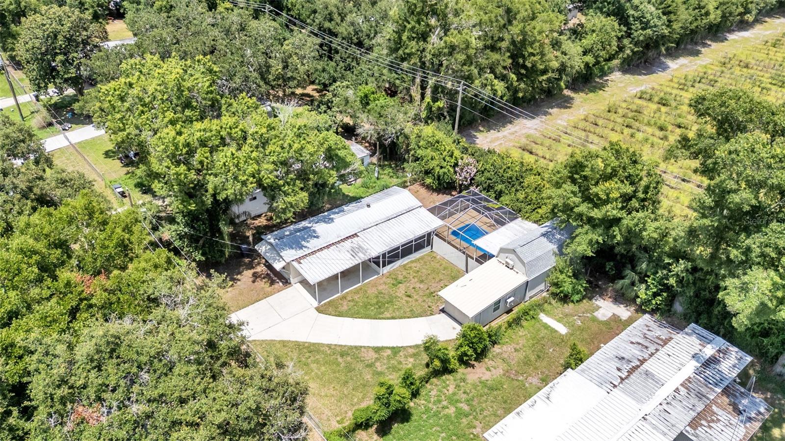 212 Kaylor Dr Property Photo 1