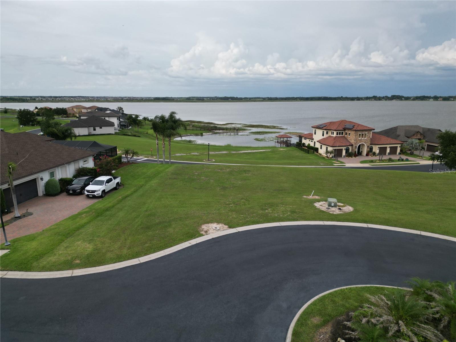210 Spring Azure Dr Property Photo 9
