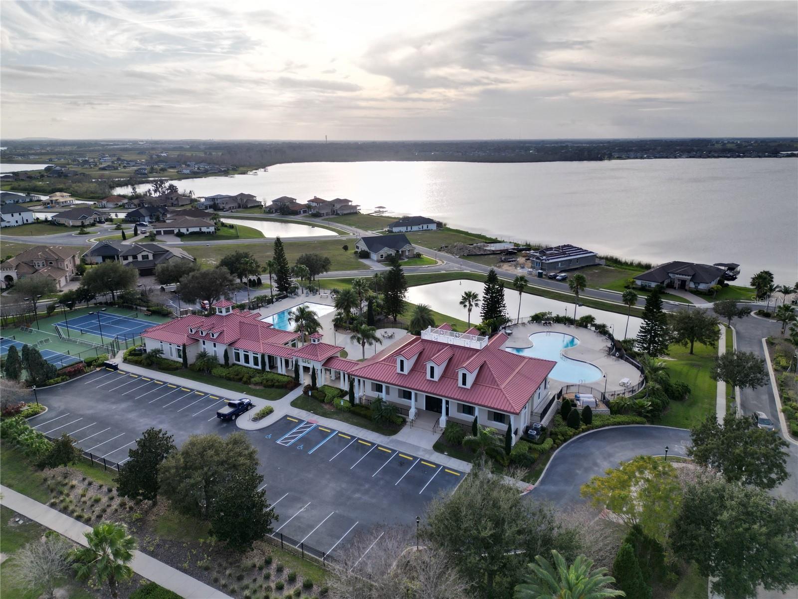 210 Spring Azure Dr Property Photo 17