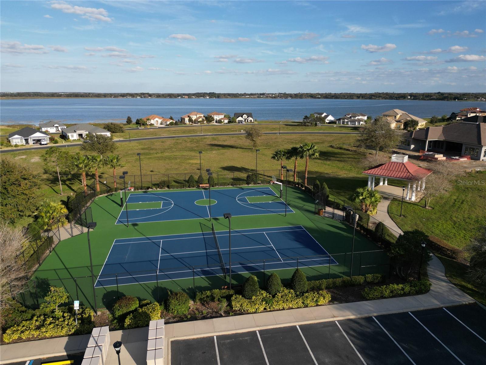 210 Spring Azure Dr Property Photo 21