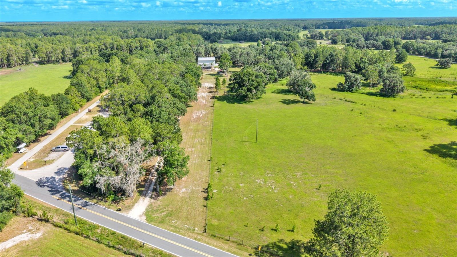 L4962919 Property Photo 4