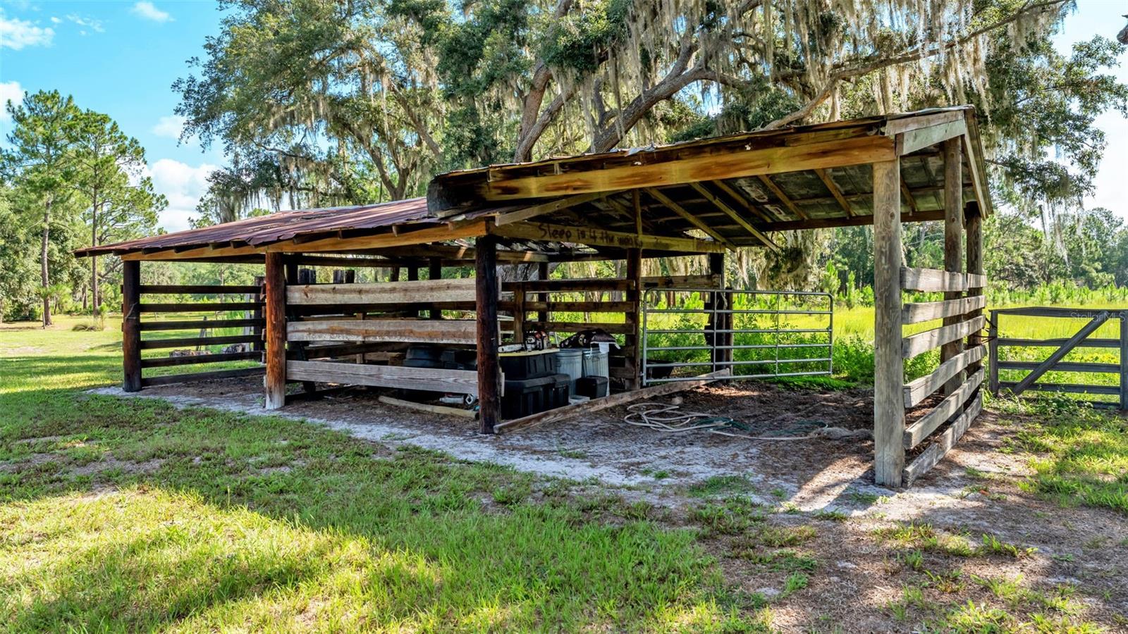 L4962919 Property Photo 44